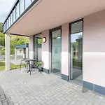 Gemuetliches Bungalow Am Kronenburger See Mit Terrasse بيت للعطل