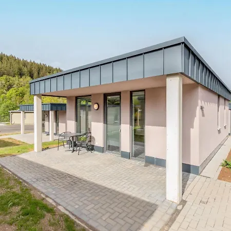 Gemuetliches Bungalow Am Kronenburger See Mit Terrasse *
