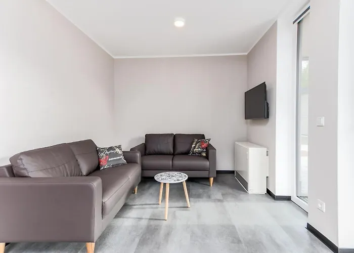 Escape Near Kronenburger *